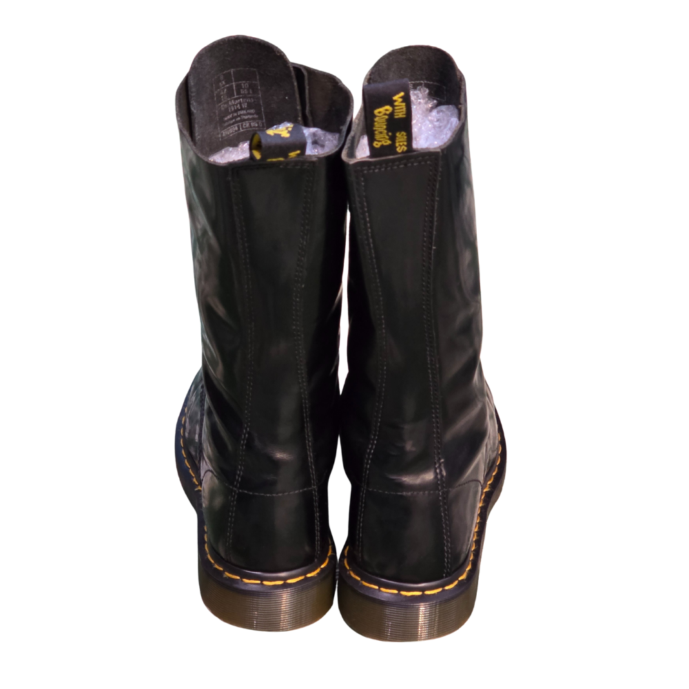 Black Leather 1914 *14 eye* Dr Martens UK8