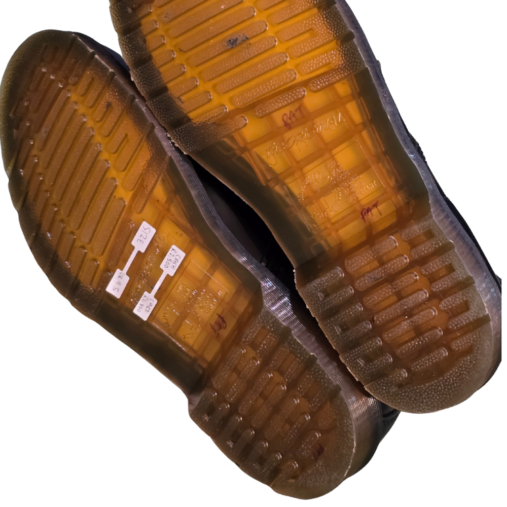 Black Leather 1460 Dr Martens UK9.5