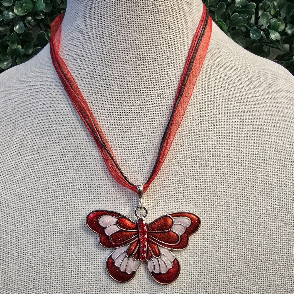 Y2K Inspired Butterfly Necklace